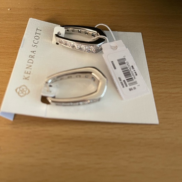 NWT Kendra Scott Parker Hoop Earrings White Crystal - Picture 8 of 9